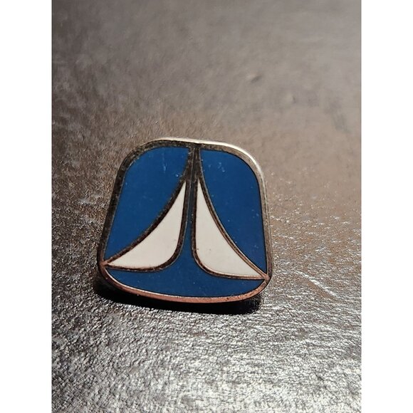 Vintage Enamel Sailboat Pin - 3/4 Inch - Picture 2 of 4